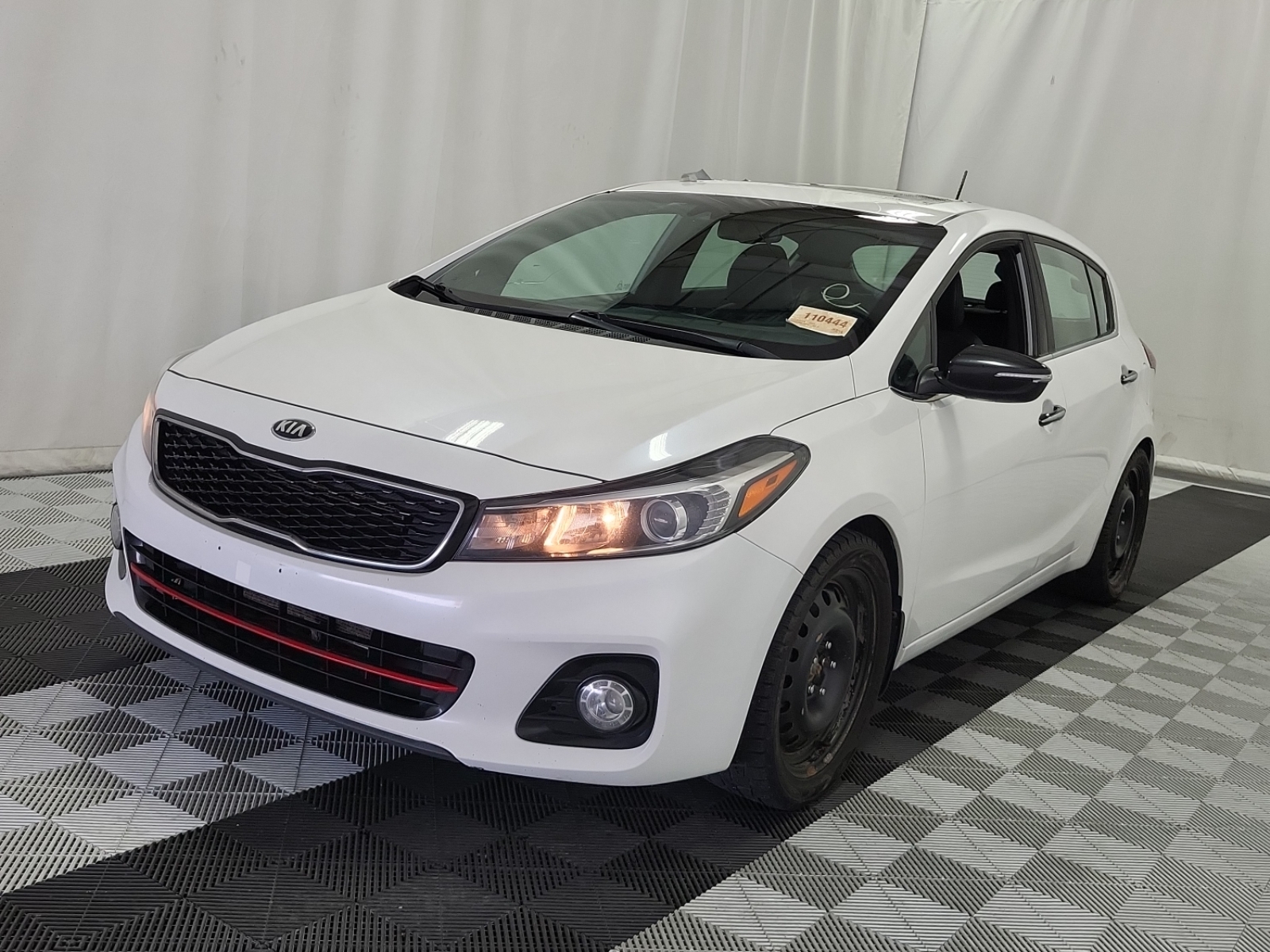 2017 Kia Forte5 SX