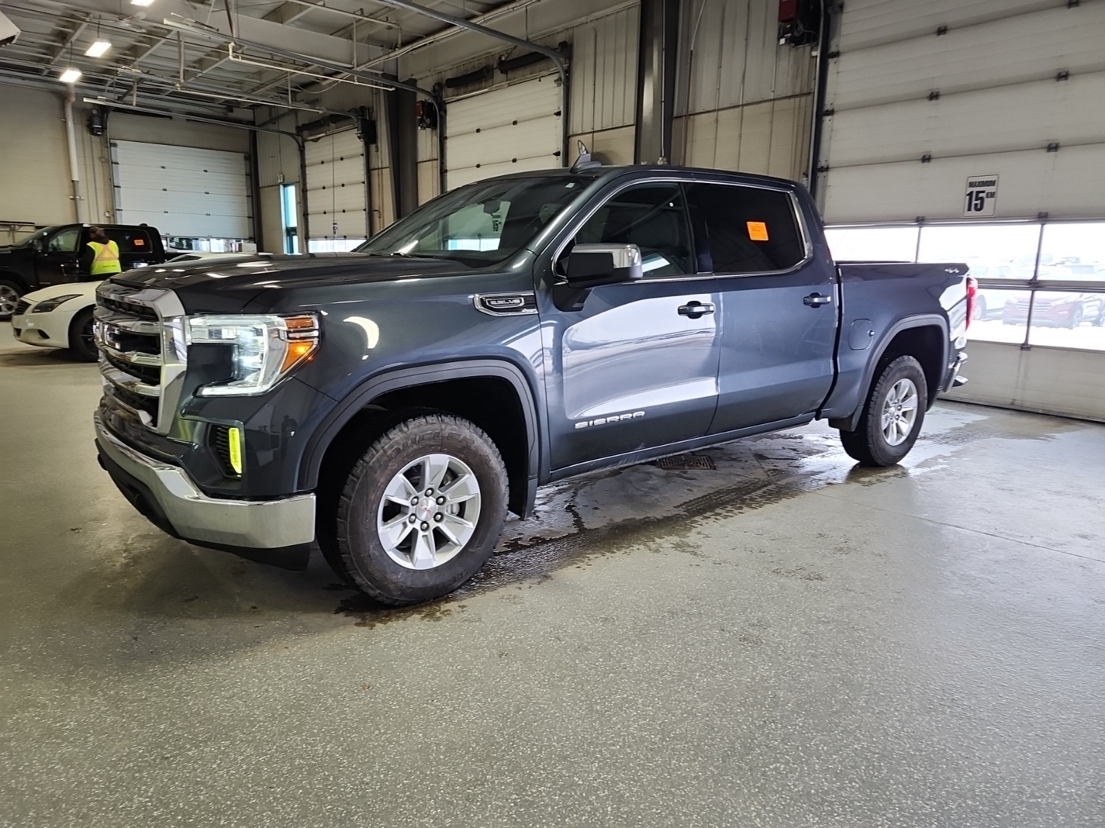 2021 GMC Sierra 1500 SLE