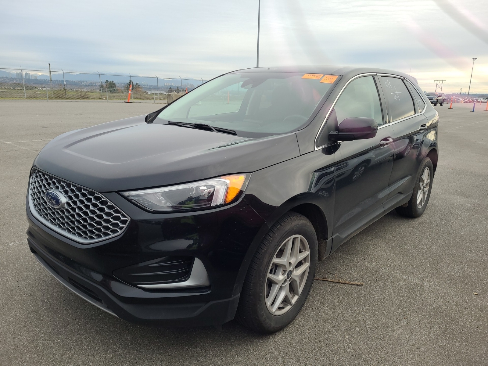 2023 Ford Edge